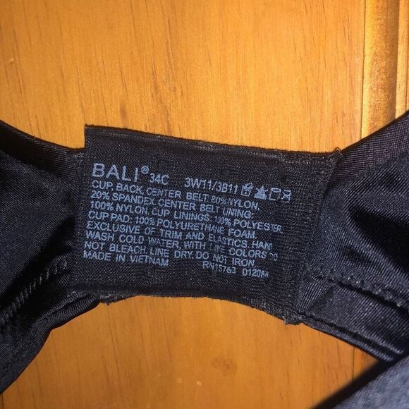 Bali black wired bra size 34C - Picture 2 of 3